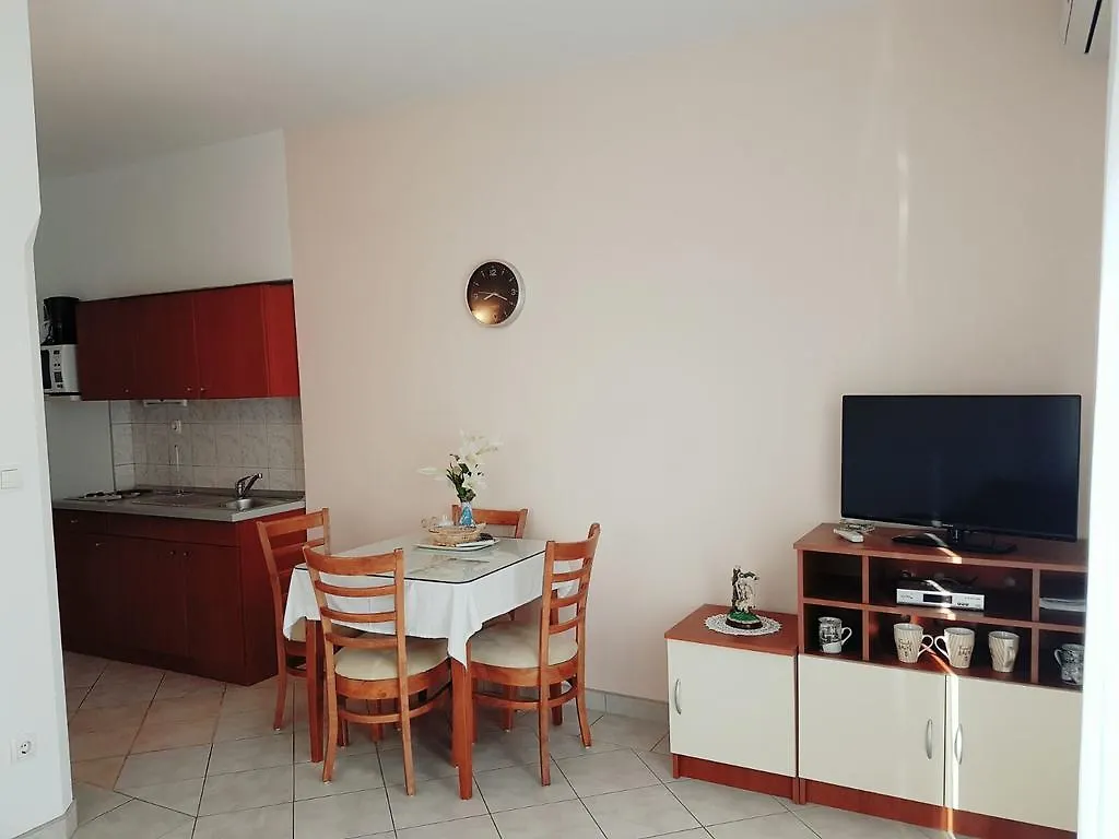 Apartments Oceania 트로기르