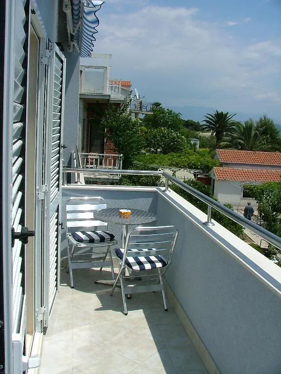 Apartments Oceania 트로기르